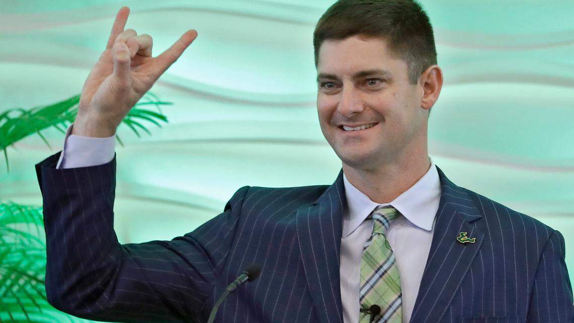 USF football preview: Rebuild in full swing with new QB, but Bulls face tough schedule