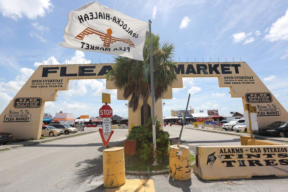 Merchants were told the Opa-locka Flea Market would close to customers on June 20 and owners and workers would have until June 30 to pack and move out. 