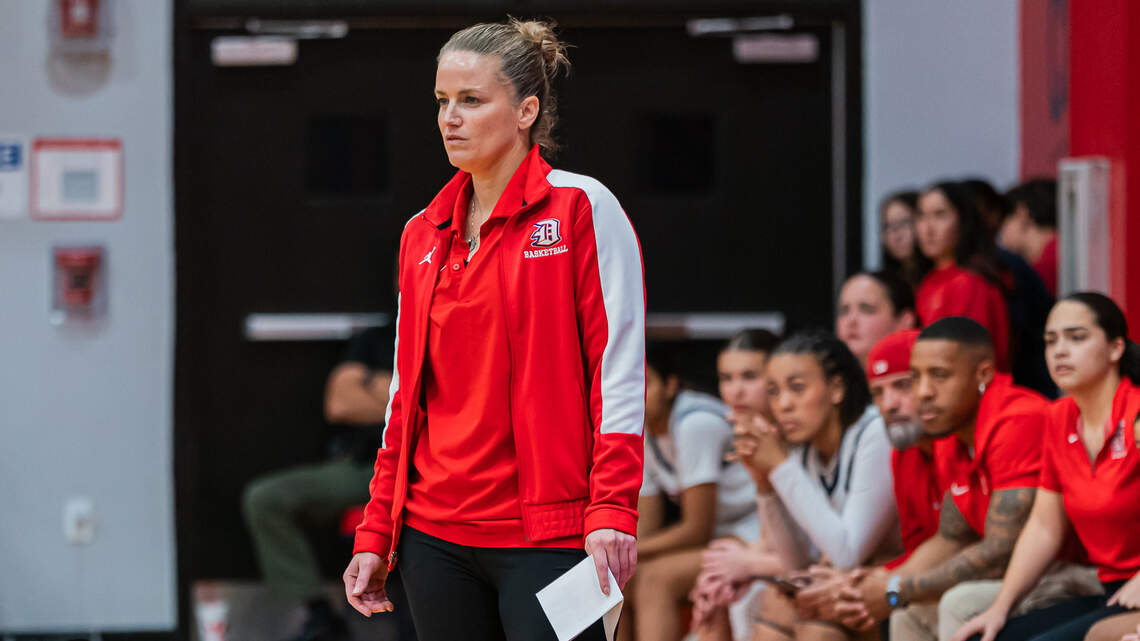 Barry University’s new women’s hoops coach learned tips from NBA legend