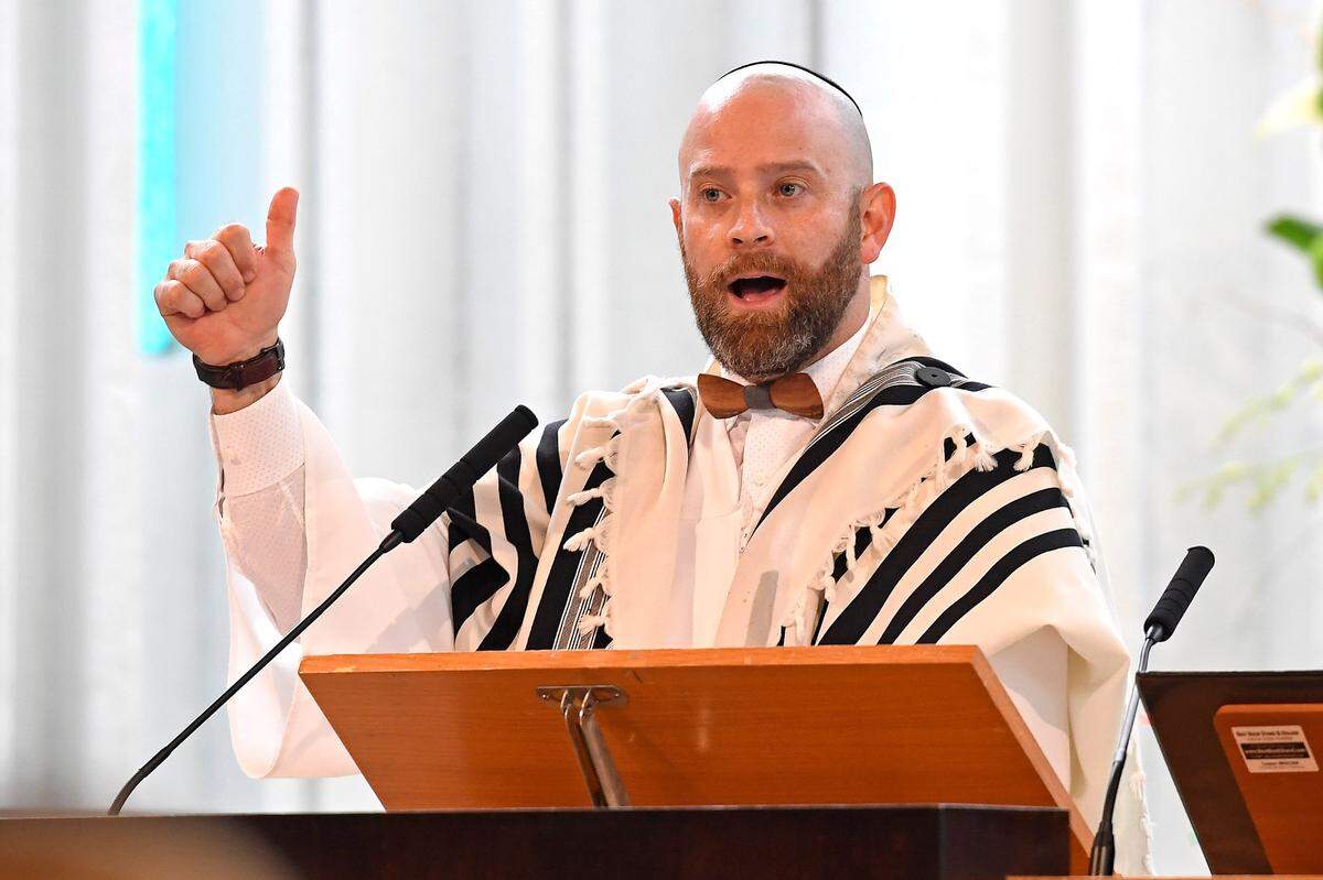 Rabbi Jonathan Fisch delivers his sermon during the Yom Kippur service on Oct. 5, 2022, at Temple Judea in Coral Gables, Florida.