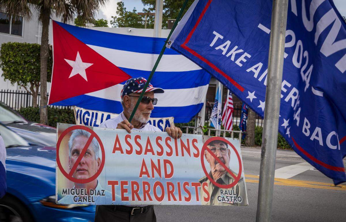 Agustin Acosta was among a group of Cuban Americans who gathered at Versailles Restaurant in Little Havana, after the acting Attorney General Todd Blanche, announced, a federal indictment against Raúl Castro for the shoot-down of two Brothers to the Rescue planes in 1996, during an event to honor the victims of that tragic event, celebrated at the iconic Freedom Tower, in Miami, on Wednesday, May 20, 2026.