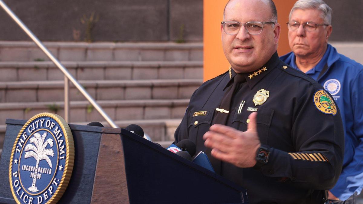 Miami Police Chief Manuel Morales disputes claims by his former Internal Affairs director that he was ordered to fire an officer. Morales said he welcomes any investigation into the matter.