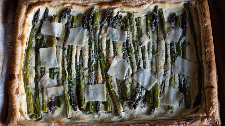 This easy-to-make asparagus tart is springtime comfort food that’s ready in under an hour
