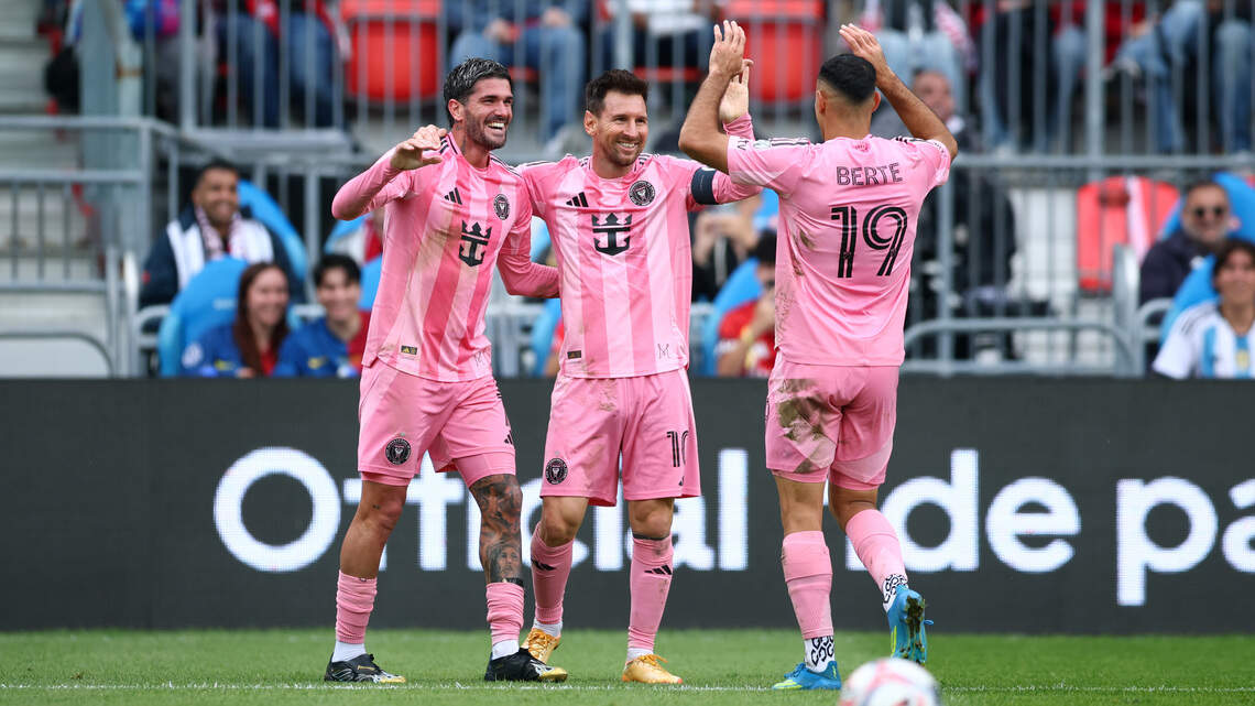 Messi shines as Inter Miami beats Toronto 4-2 on road in front of record crowd