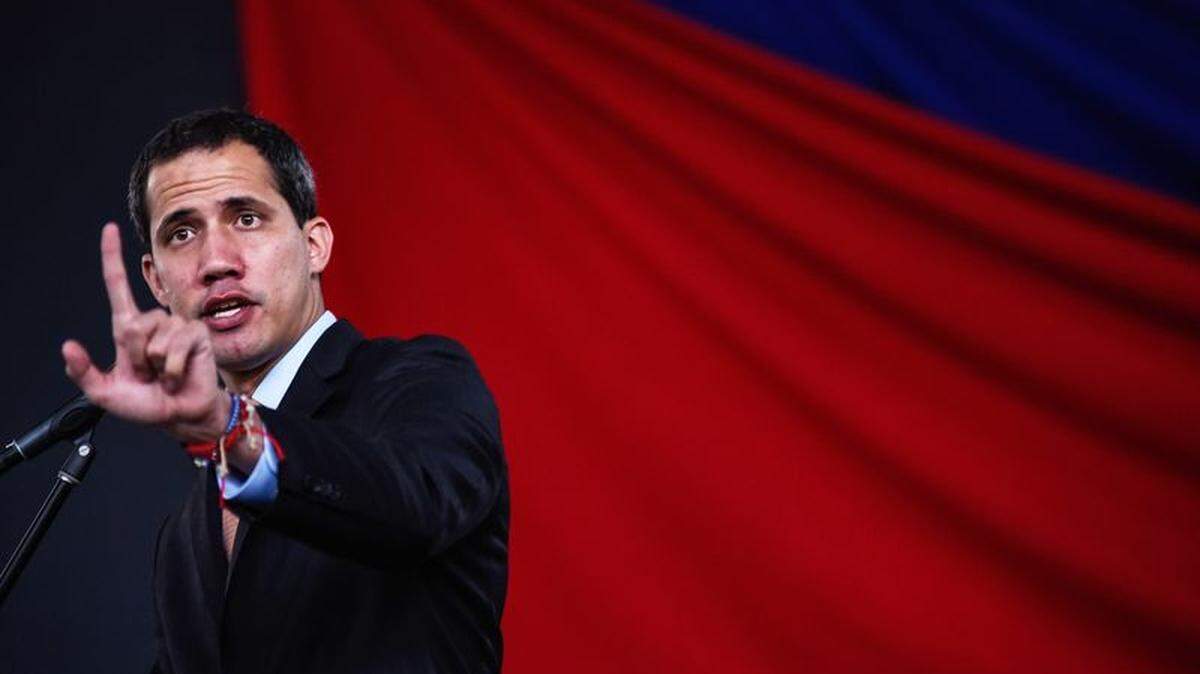 Juan Guaidó proposes a National Emergency Government, which he says will lead to Venezuela’s transition to democracy.