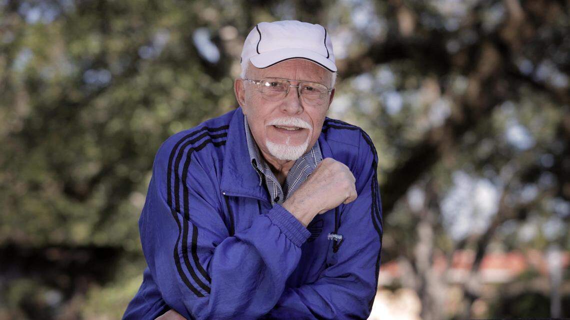 ‘¿Qué Pasa, USA?’ actor Manolo Villaverde dies, sitcom producer says