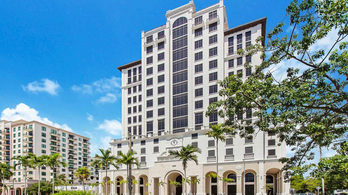 Earlier this month, real estate development and asset management firm BAR Invest Group bought a 4,000-square-foot office space in Ofizzina, an office condo building at 1200 Ponce de Leon Blvd, for $3 million.