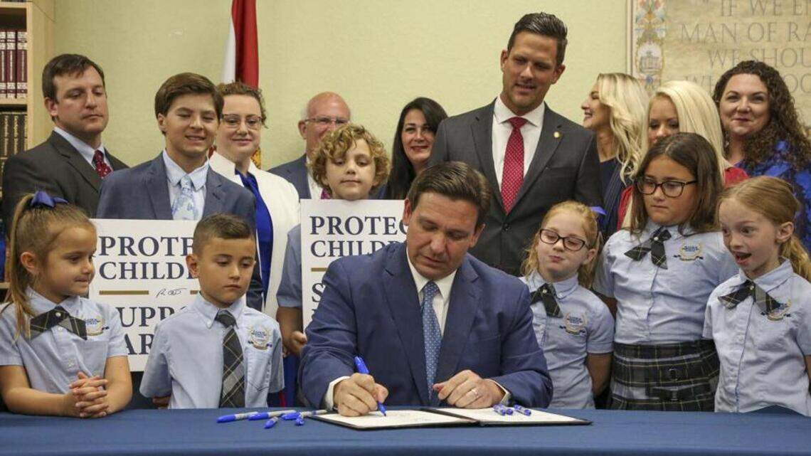 Los republicanos confirman su postura antigay al ir tras las protecciones escolares LGBTQ+ | Editorial