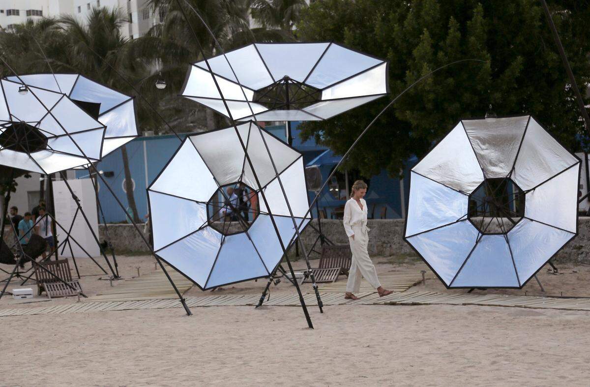 Tomas Saraceno’s installation for Aerocene at the 2100 block of Collins Avenue on the beach presented by Audemars Piguet.