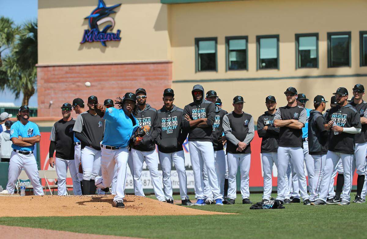 Miami Marlins pitcher Jose Urena (62) throws at the bullpen before the start of a Major League Baseball spring training game against the Houston Astros at the Roger Dean Chevrolet Stadium on Thursday, March 7, 2019 in Jupiter, FL.