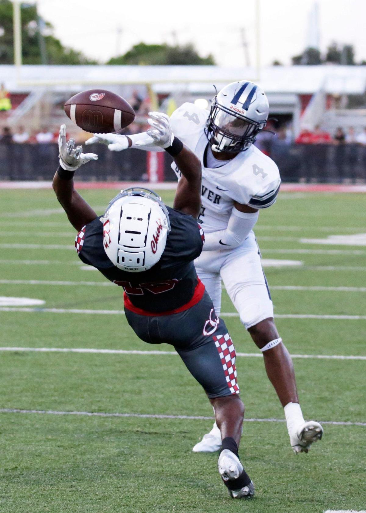 Cardinal Gibbons Chiefs wide receiver Antonio Lindsay Jr. (13) attempts to catch a pass during football game against Gulliver Raiders on Friday, September 9, 2022 at Cardinal Gibbons HS in Fort Lauderdale. Andrew Uloza / for Miami Herald