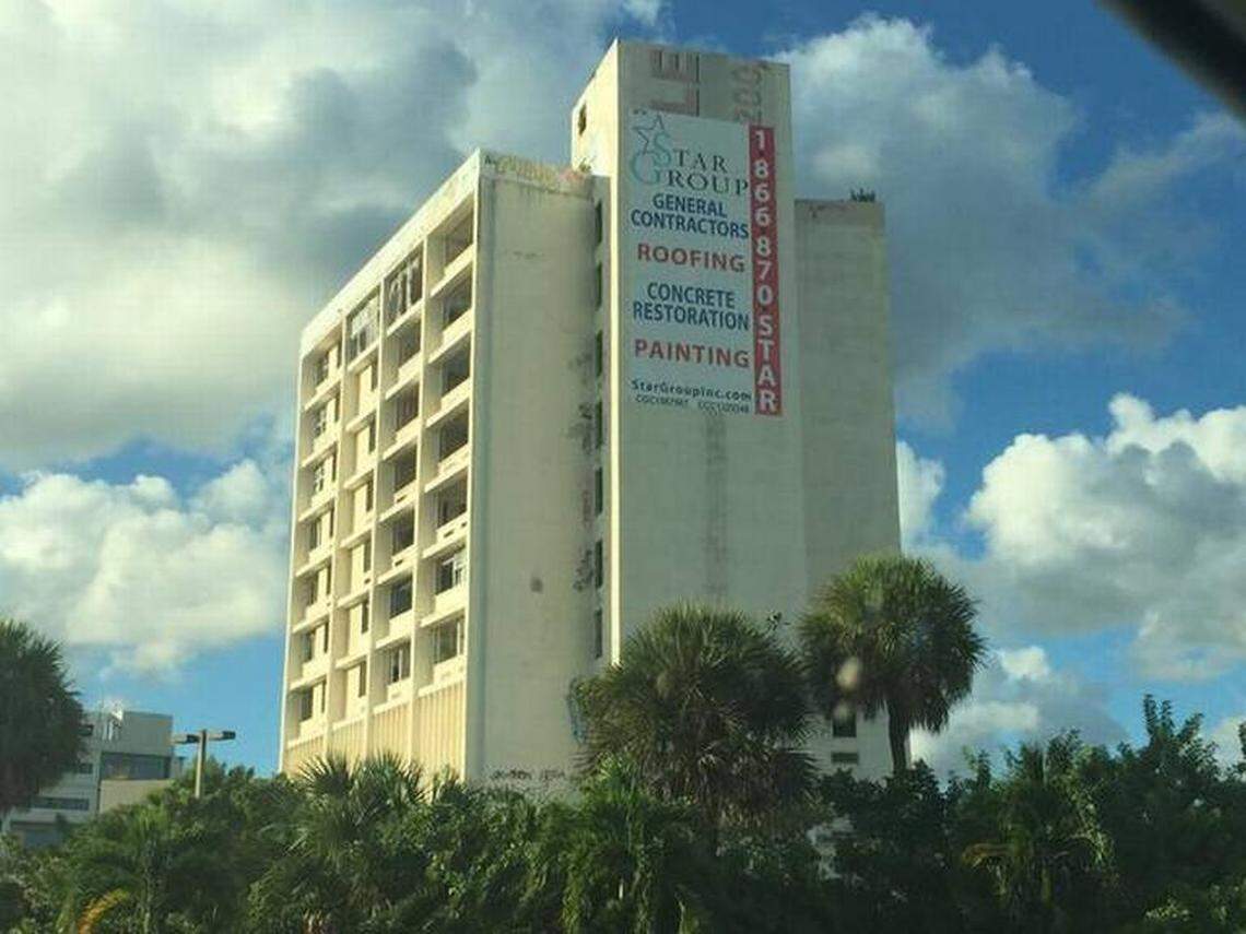 The Parkway Regional West Medical Center building in 2014.