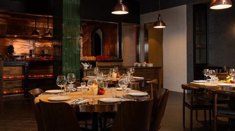 ‘It is purity’: Israeli chef opens new ‘naked’ restaurant at Miami Beach hotel