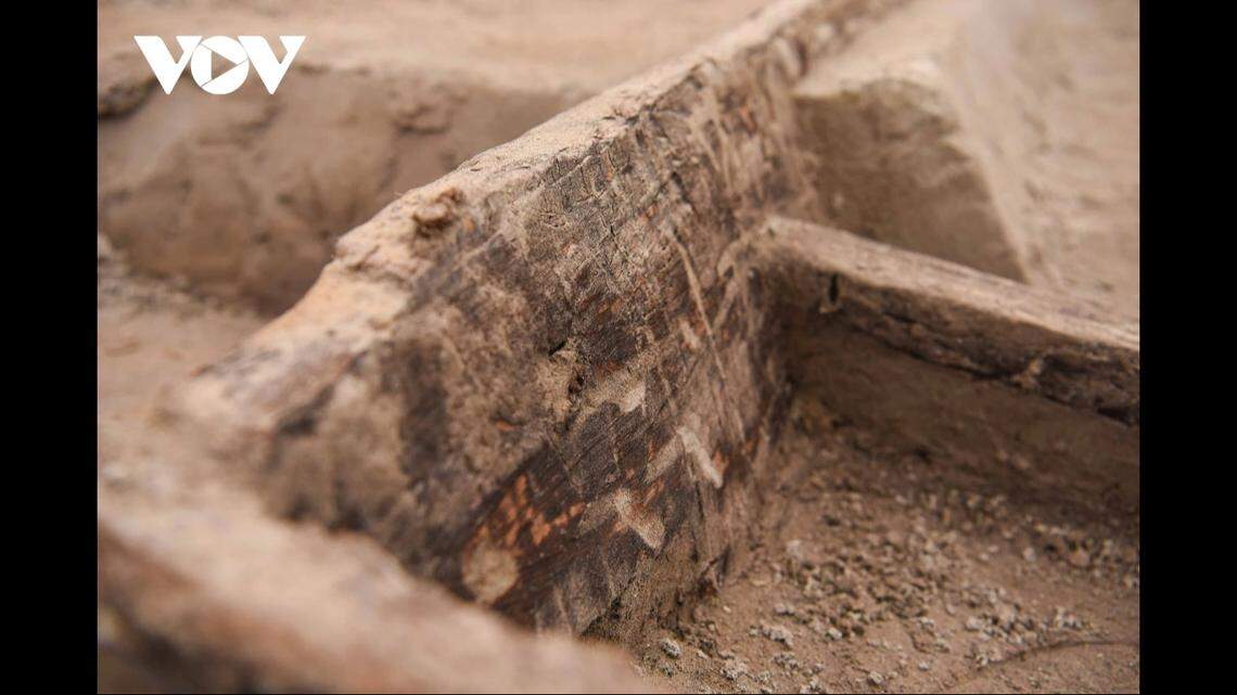 The dugout style of the boats suggests they are centuries old.