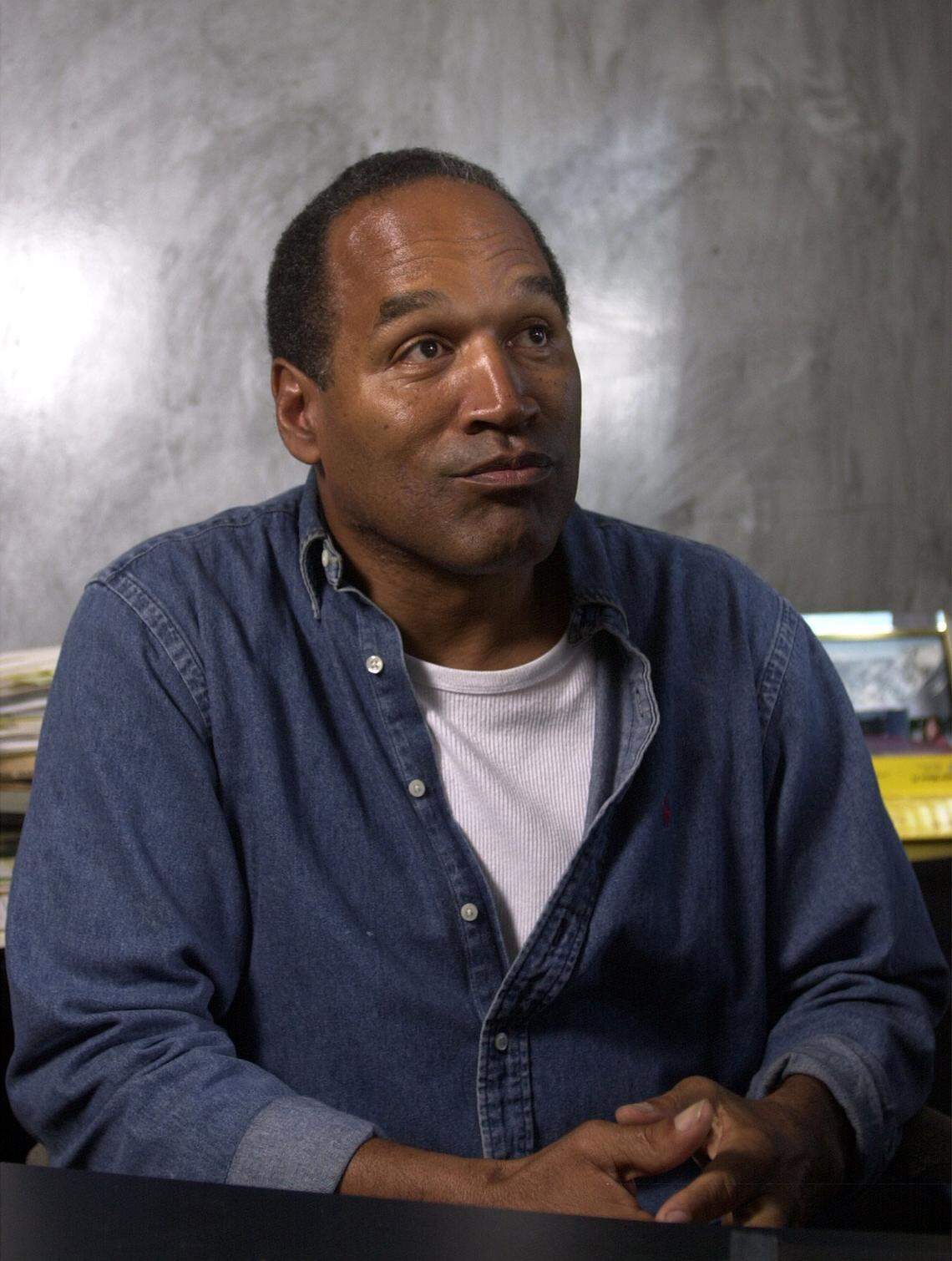 O.J. Simpson talks about his arrest for a traffic altercation in Miami during a 2001 press conference.