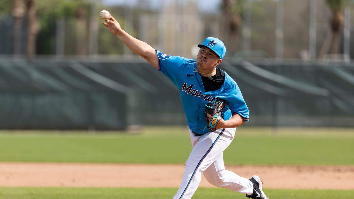 Valente Bellozo está proyectado para ser el tercer abridor de la rotación de los Marlins de Miami, tras darse una serie de lesiones de otros lanzadores y circunstancias del momento.