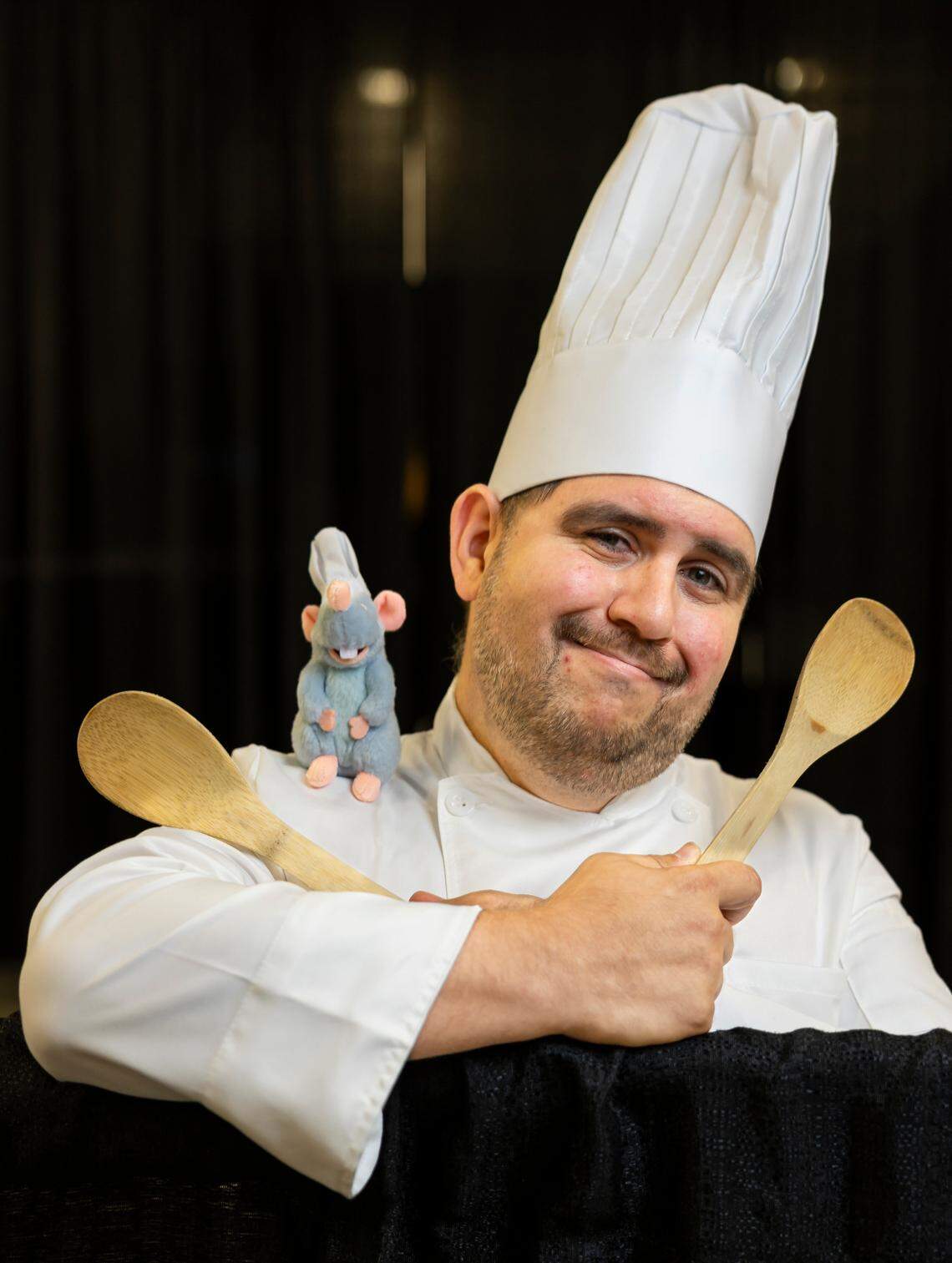 Albert Andrial cosplays as Chef Gusteau from 'Ratatouille.'
