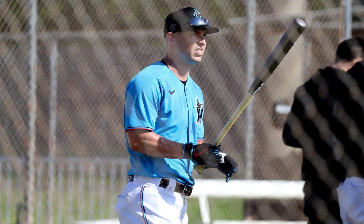 Miami Marlins left fielder Corey Dickerson (23) prepares for batting practice at spring training at the Roger Dean Chevrolet Stadium in Jupiter on Tuesday, February 23, 2021.