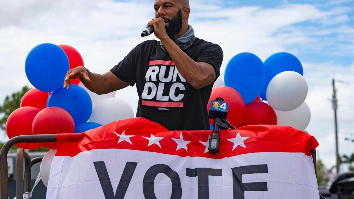 What gets Souls to the Polls? On Sunday, it was cafecito, pastors and Common the rapper