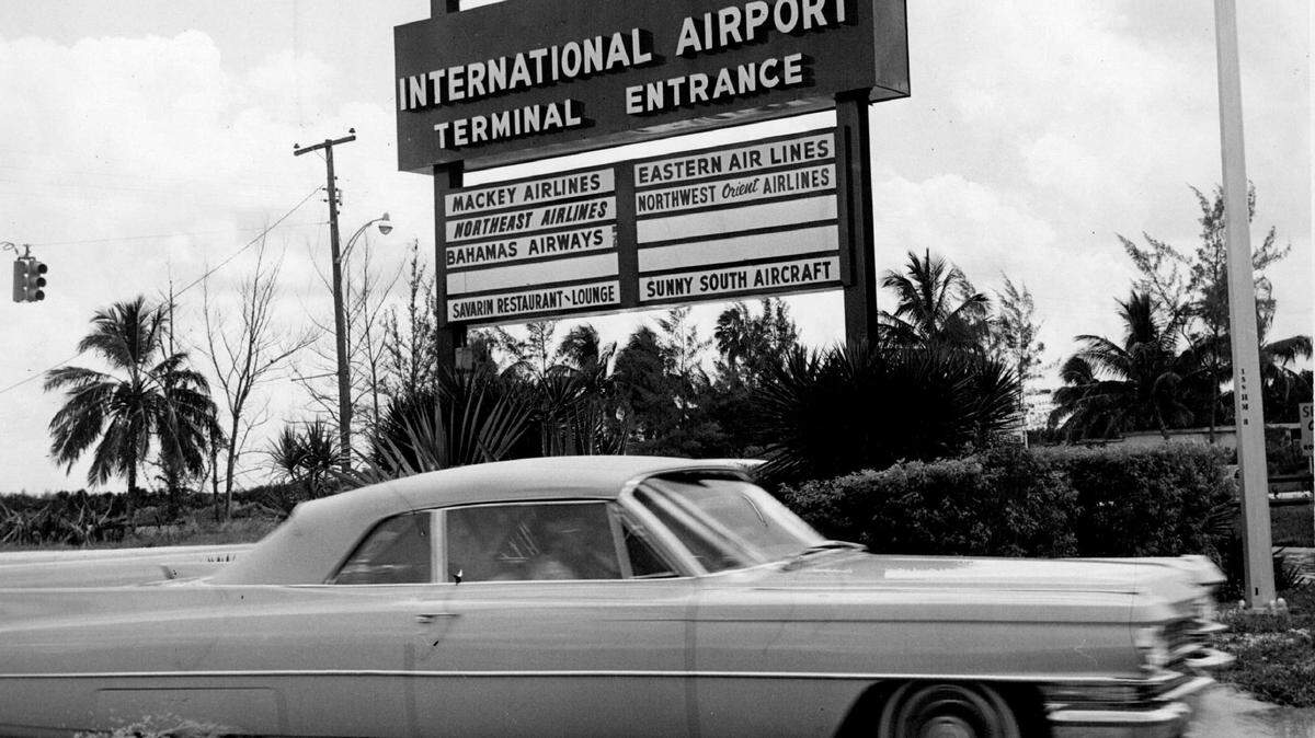 An entrance to the Fort Lauderdale airport.