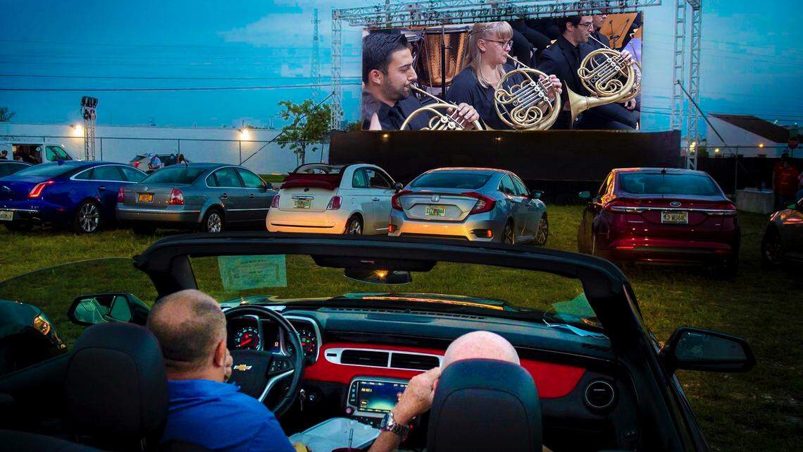 New World Symphony will perform Saturday at the drive-thru at Dezerland Park.