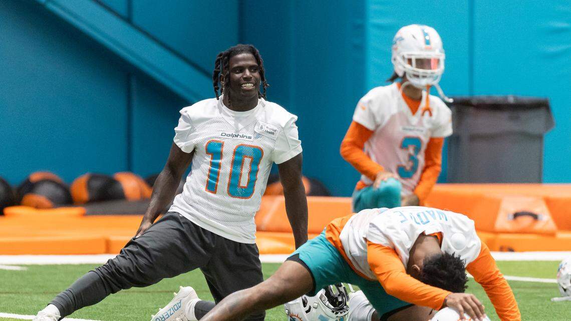 Investigators at the Miami-Dade State Attorney’s office viewed a copy of a video allegedly showing Miami Dolphins star wide receiver Tyreek Hill slapping a man’s neck at Haulover Marina on June 18. A decision has not been made on whether to press charges.