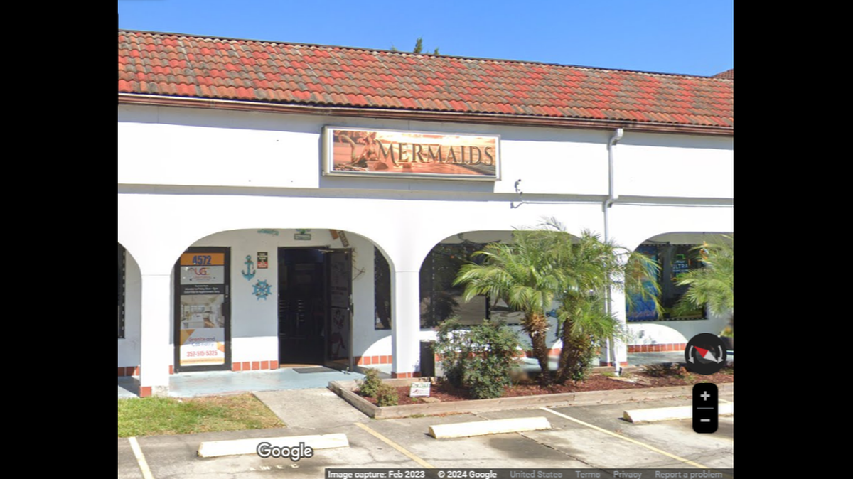 Witnesses reported seeing the suspect shoot a man outside Mermaids Lounge in Spring Hill, Florida, the sheriff’s office says.