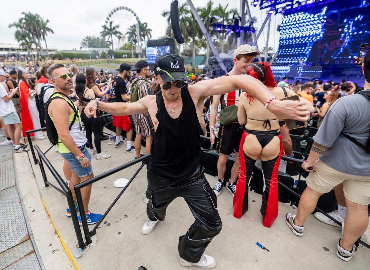 Benjamin Mayo shuffles as Becky Hill performs during Ultra Music Festival’s 25th anniversary at Bayfront Park on Saturday, March 29, 2025, in downtown Miami, Fla.