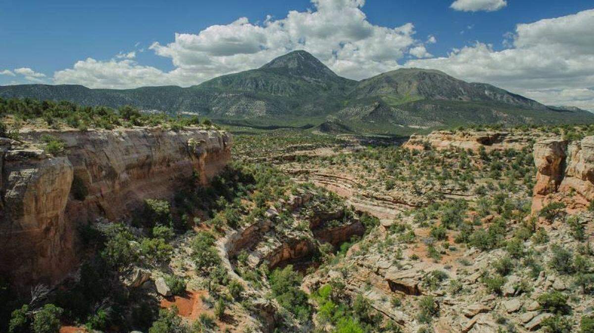 Archaeologists exploring in Colorado discovered ancient rock carvings belonging to the Pueblo people.