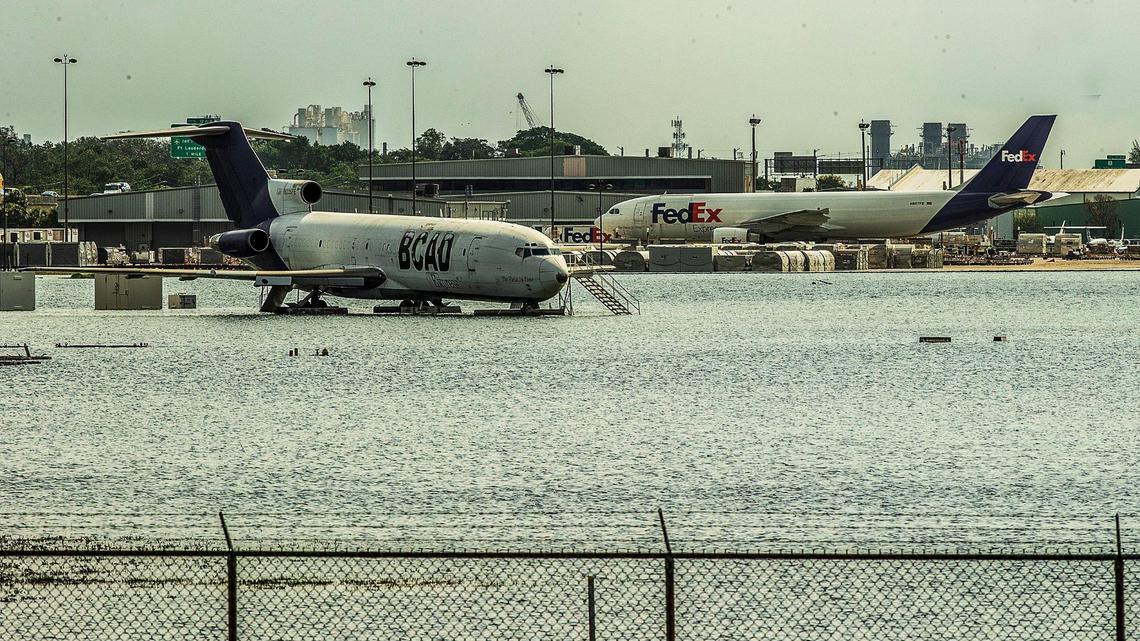 Where’s tropical wave going? Will it strengthen? Things to know about Florida forecast