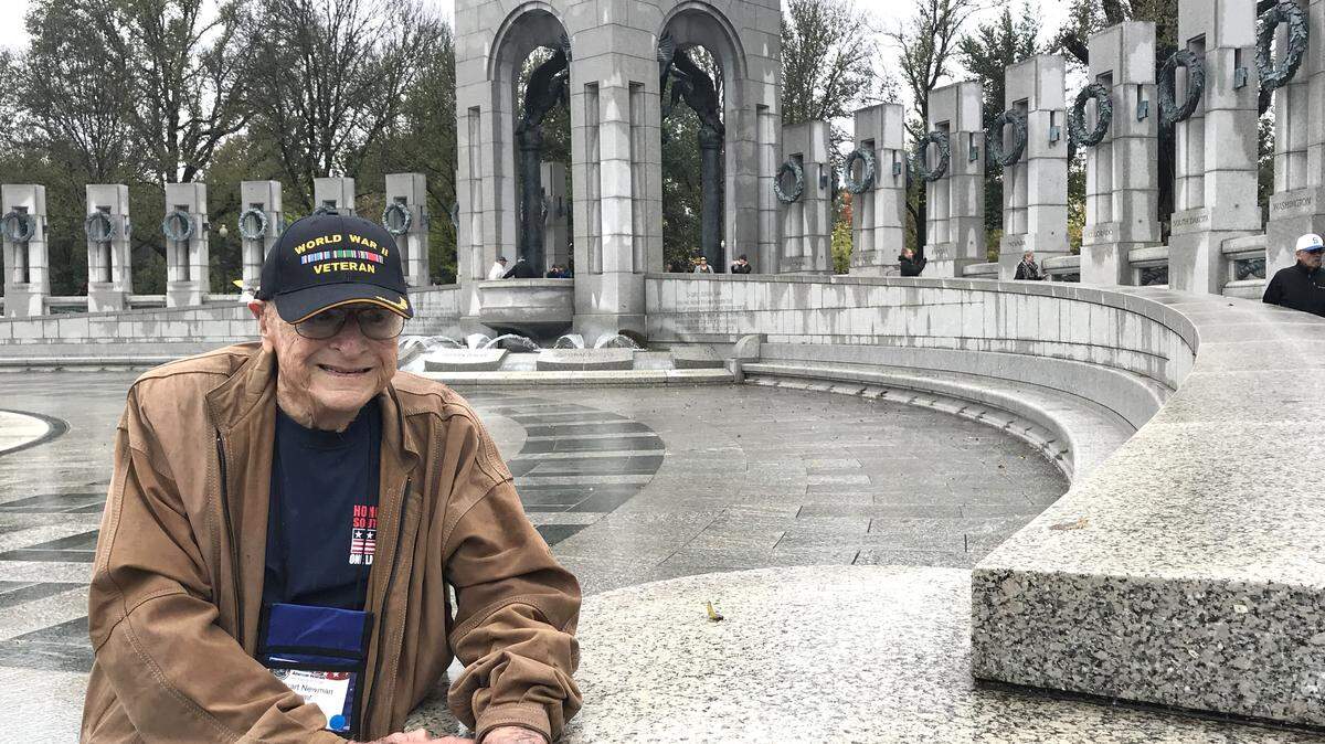 Stuart Newman poses at the World War II Memorial in 2018 in Washington, D.C., during Honor Flight South Florida.