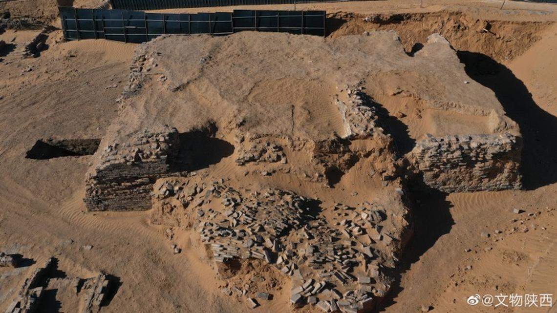 Ruins of the central building at Qingpingbao Fort.
