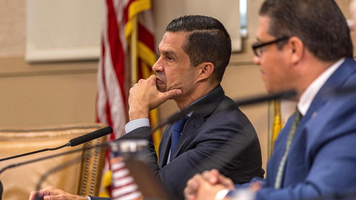 Coral Gables Mayor Vince Lago, left, at the City Commission meeting on Tuesday, March 12, 2024.