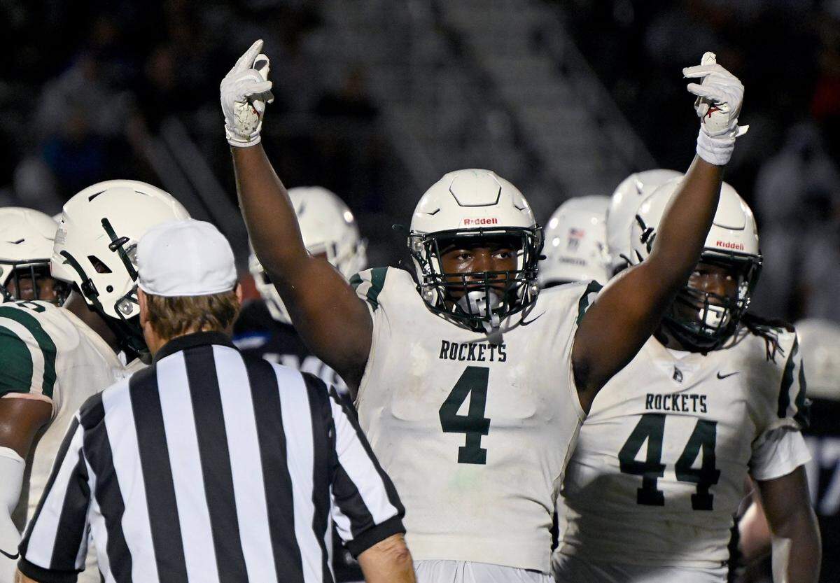 Miami Central High School take on IMG Academy in a Friday night football matchup, Bradenton ,Friday, Feb. 28, 2020.(Photo/Chris Tilley)