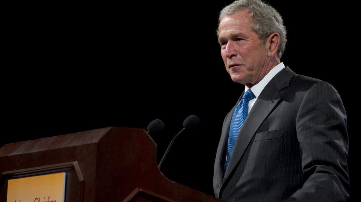 george w bush speaking at phoenix convention center
