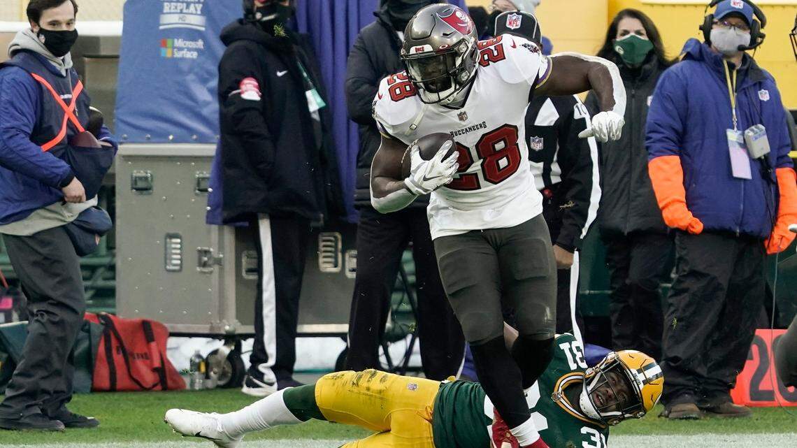 Playoff Lenny, meet Oracle Lenny: Resurgent Fournette makes H.S. prediction come true