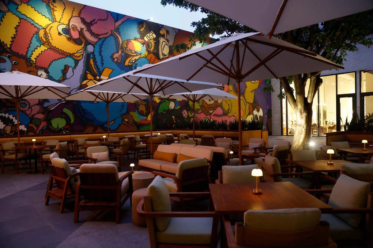 The outdoor garden at Otto & Pepe in Wynwood.