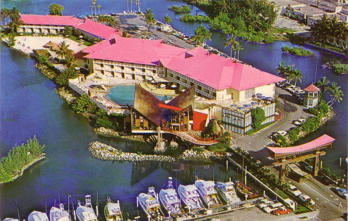 The Castaways was a sprawling resort of extravagant South Seas inspiration. The famous Wreck Bar featured a pagoda-on-steroids roof. The place was demolished in 1985 to make way for Oceania 4 and 5.