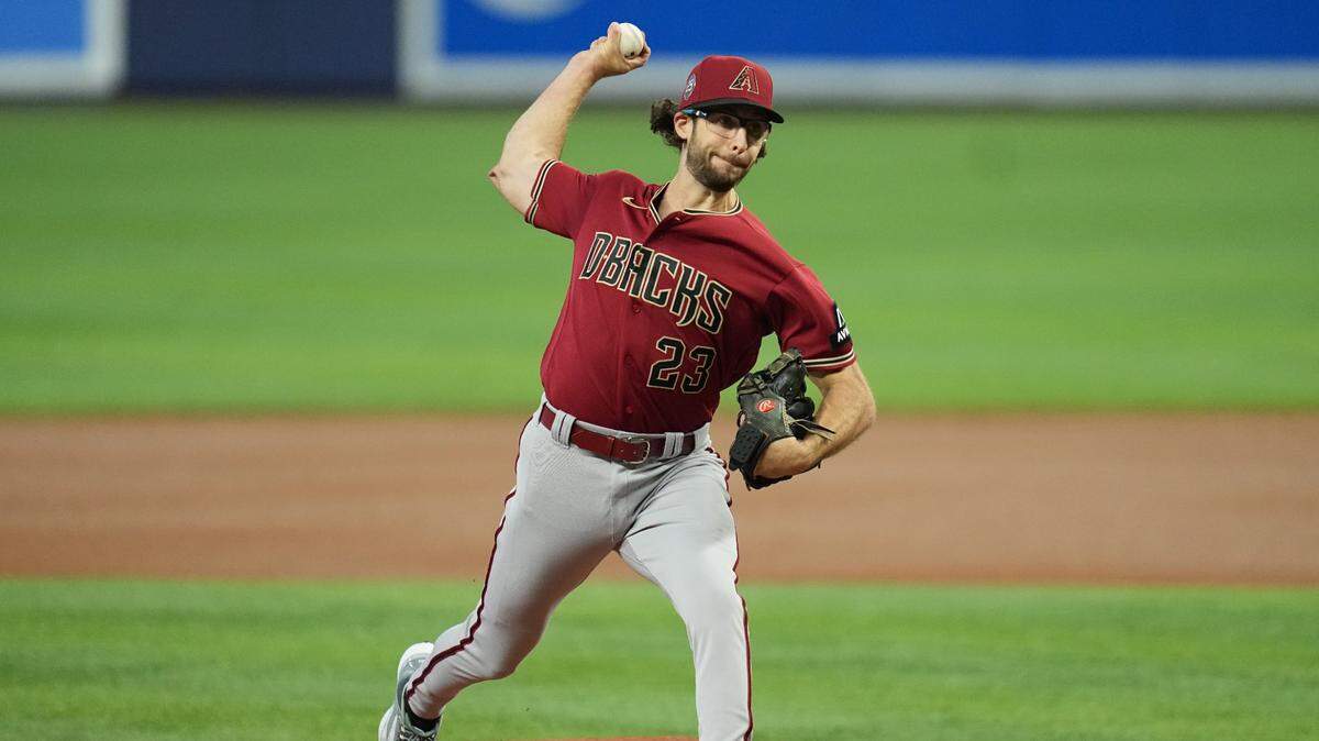 Arizona Diamondbacks starting pitcher Zac Gallen (23) pitches against the Miami Marlins in the first inning at loanDepot Park on Sunday, April 16, 2023.