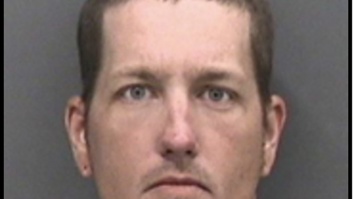 Barry Lee Hastings Jr. was arrested for impersonating an officer after he pulled over a real officer.