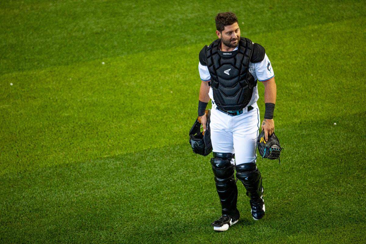 Marlins catcher Francisco Cervelli walks across the field to the bullpen before a simulation game at Marlins Park in Miami, Florida on Friday, July 10, 2020.