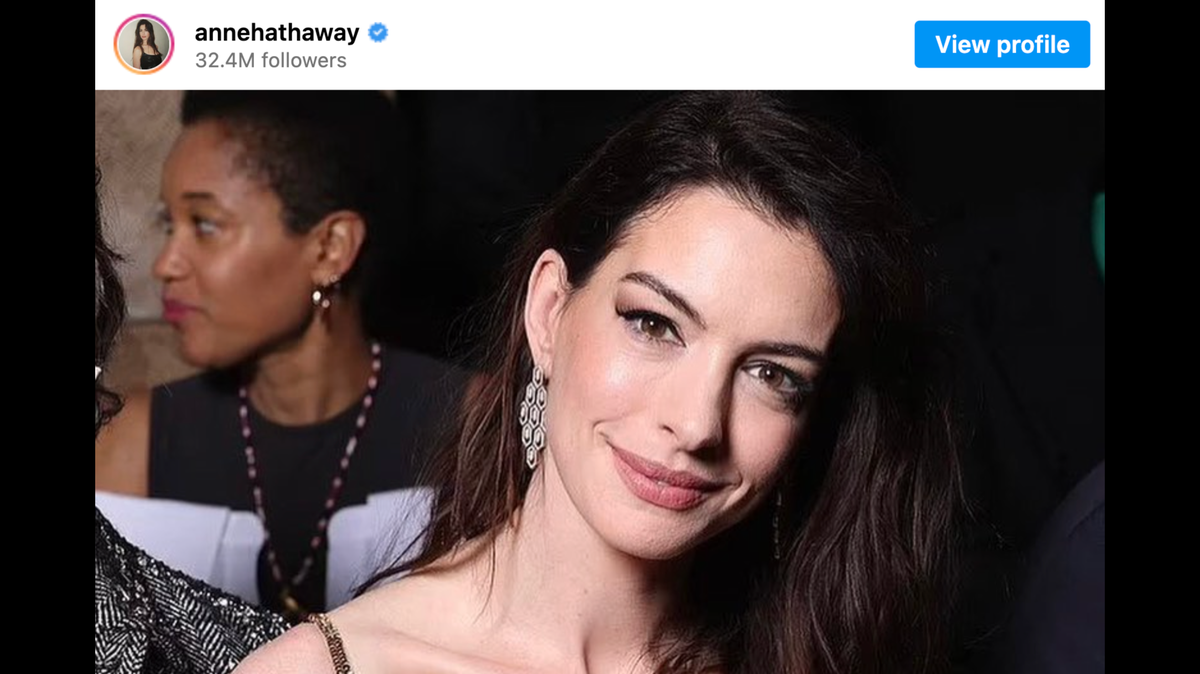 Anne Hathaway is opening up about her experience with pregnancy loss.