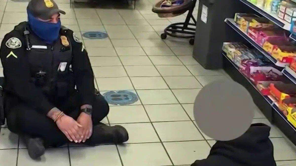 Instead of escalating a tense situation, a Hyattsville, Maryland, police officer helped comfort a man experiencing a mental-health crisis.