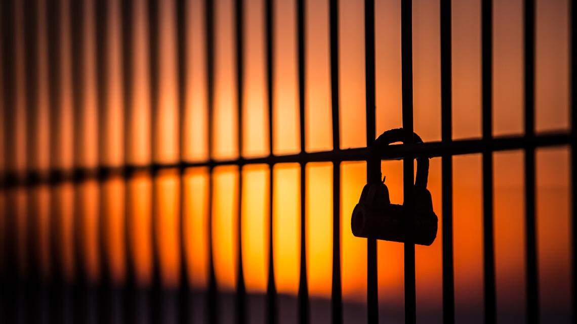 A Florida woman miscarried twins after spending one day in jail, according to a lawsuit.