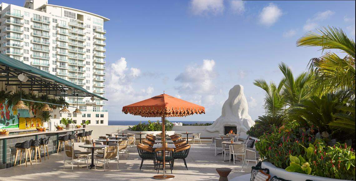 SipSip rooftop bar and restaurant at Mayfair House Hotel has a bay view.