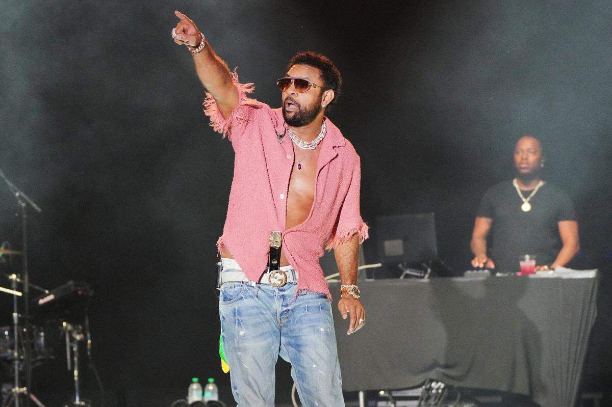Shaggy performs at SunFest 2024 on Friday, May 3, 2024 in downtown West Palm Beach.