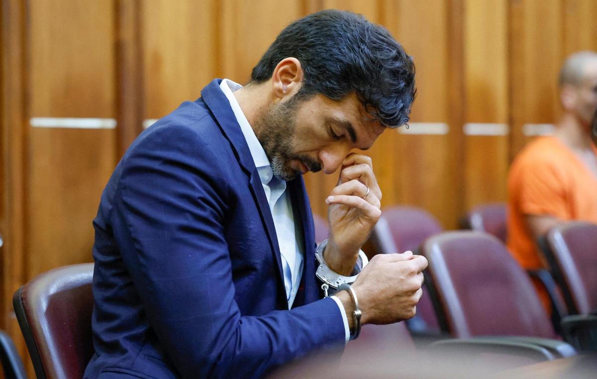 Attorneys for Ohad Fisherman, charged along with the Alexander brothers with taking part in a rape on Miami Beach in 2016, have filed a motion seeking communication between his accuser and her attorney.