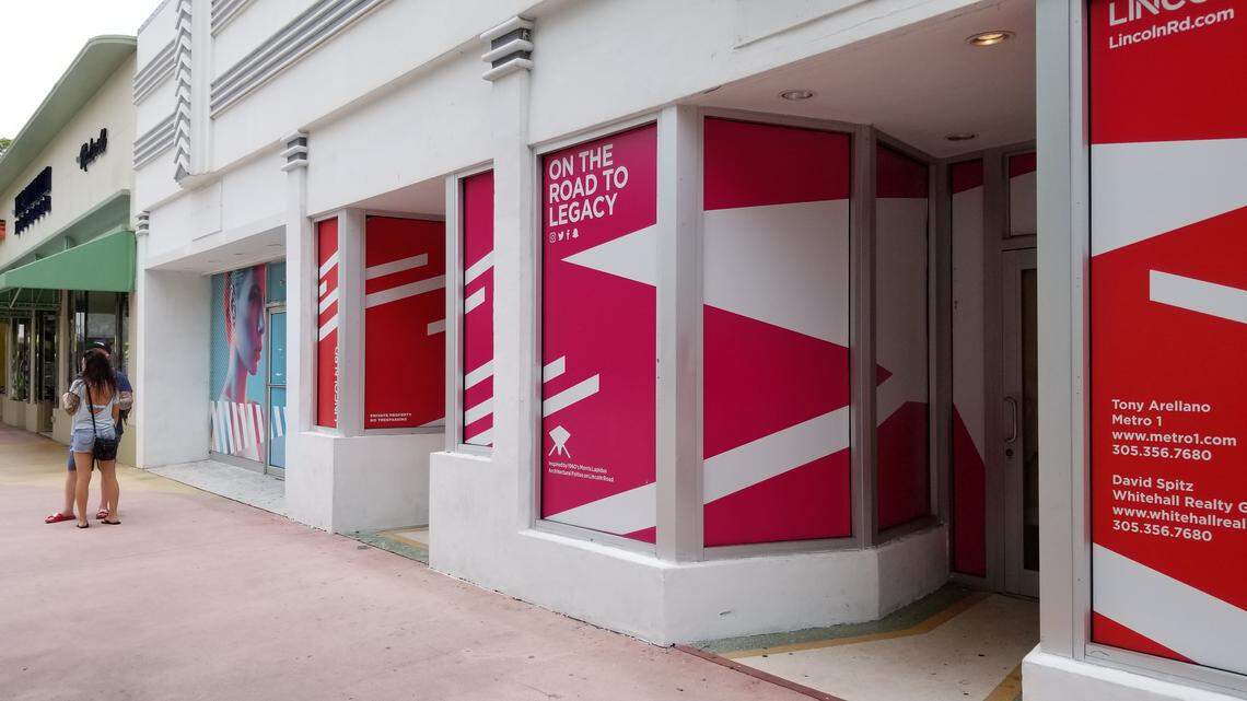 A pair of vacant storefronts on the Miami Beach shopping district Lincoln Road on June 13. 2018.