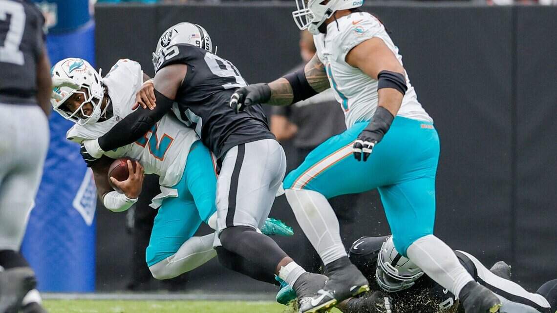 Why Dolphins opener was discouraging even for a long rebuild: 15 nuggets, thoughts