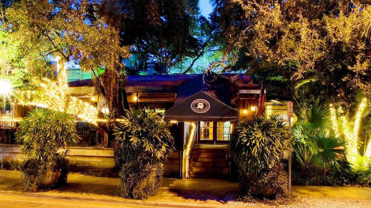 Perricone’s Marketplace & Café is moving. It is closing in January 2019 and reopening in a new location in March 2019.